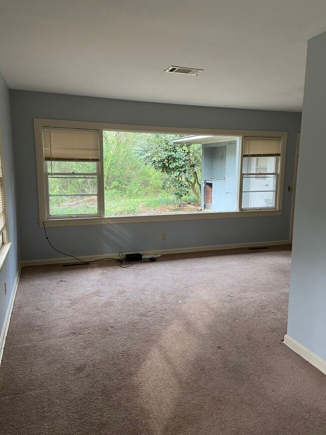 Photo - 1315 Azalea Dr