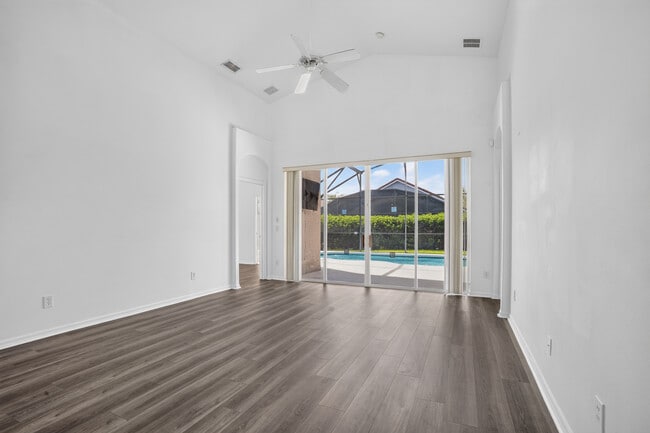 1058 Tuscan Hills Blvd