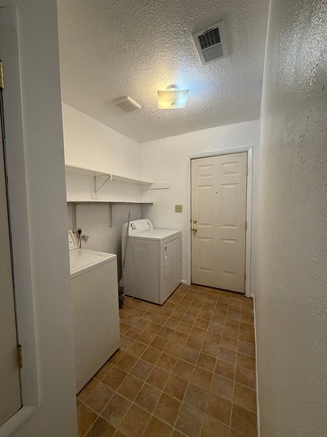 Photo - 5020 San Luis Pl NW