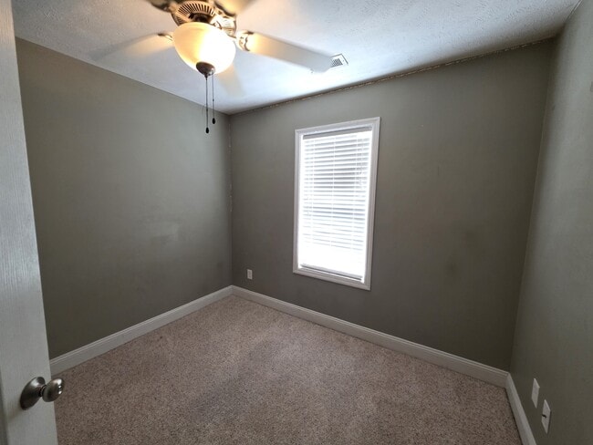 Photo - 3507 Dundle Rd