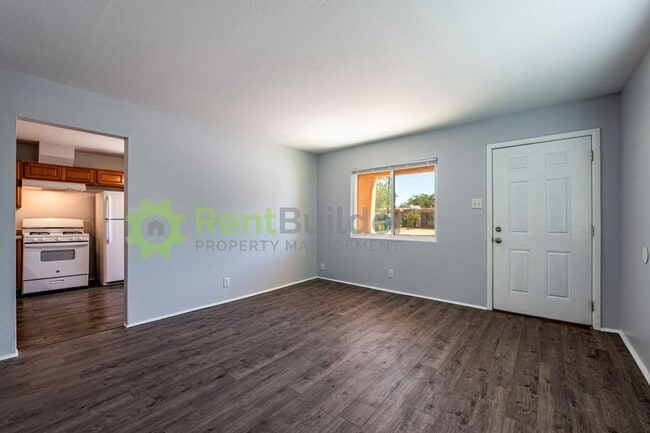 Photo - 8505 Roma Ave NE