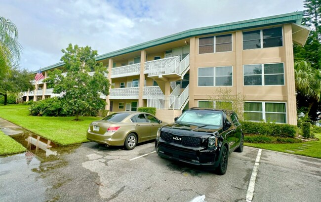 Photo - 445 32nd Ave N