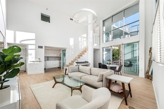 Photo - 221 Jefferson Ave Unit 2