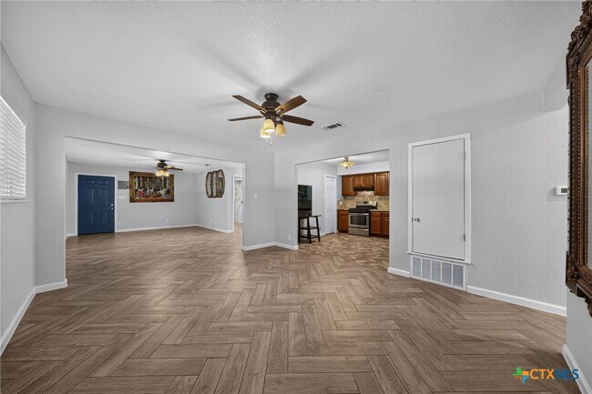 Photo - 2414 Perkins Dr