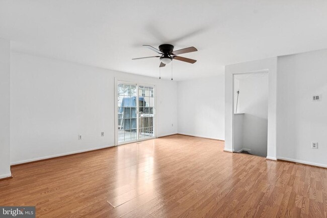 Photo - 15537 N Oak Ct