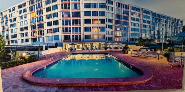 Photo - 700 Mirror Terrace NW Unidad 404