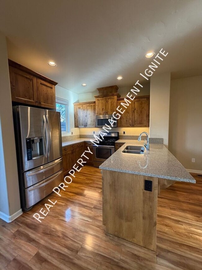 Photo - 20794 Comet Ln