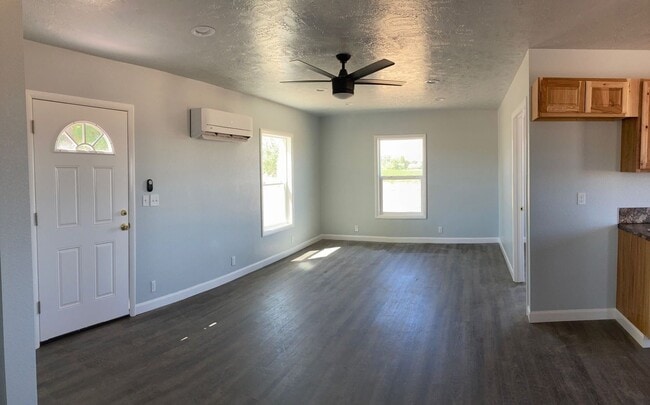 Photo - 24470 Ustick Rd