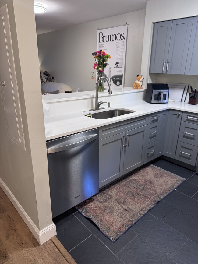 Photo - 1604 Arcadia Dr Unit 203