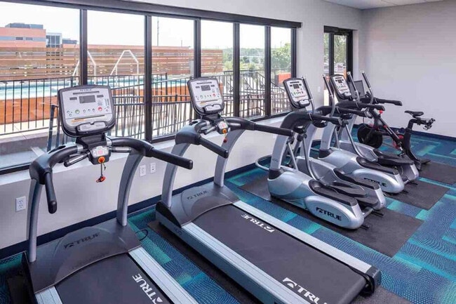 Photo - 1400 E Walnut St Unit SI ID1036842P