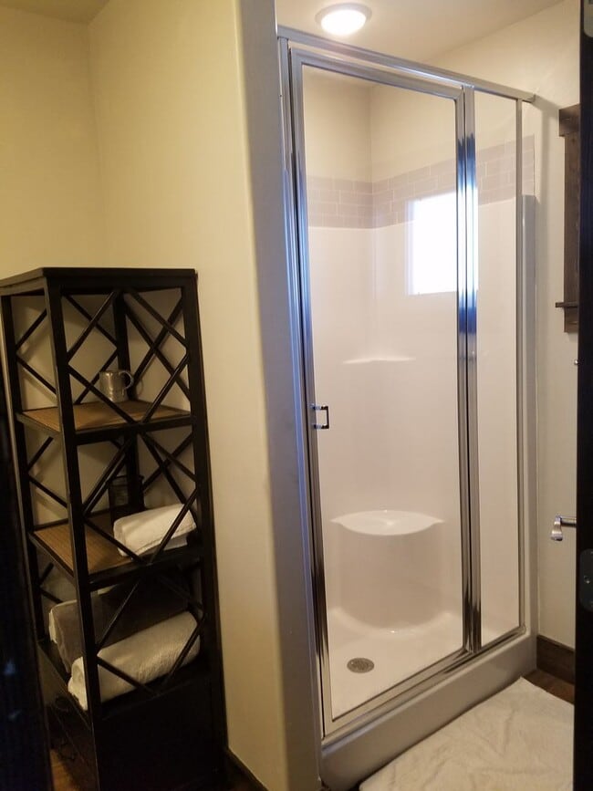 Photo - Furnished 1 Bed 1 Bath ADU Condo in Bozeman