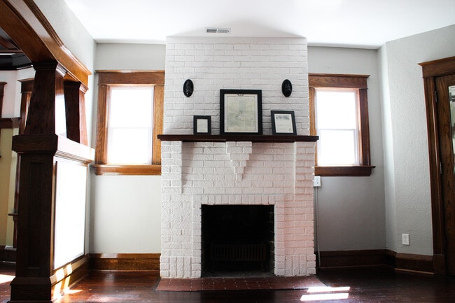 Photo - 1208 S 7th St Apartments Unit B