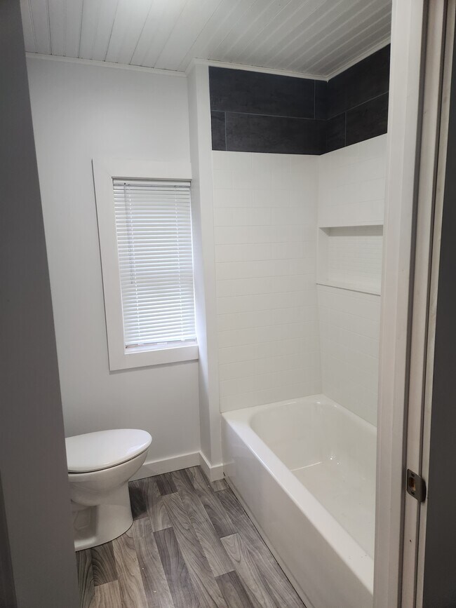 Photo - 29 Emerson St Unit 1st floor