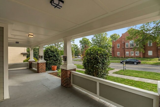 Photo - Trinity Park in Durham! Unidad 1