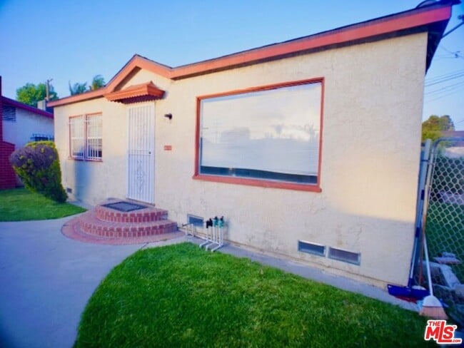 Photo - 3726 W 112th St