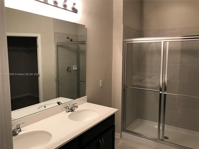 Photo - 2121 Preston Ln