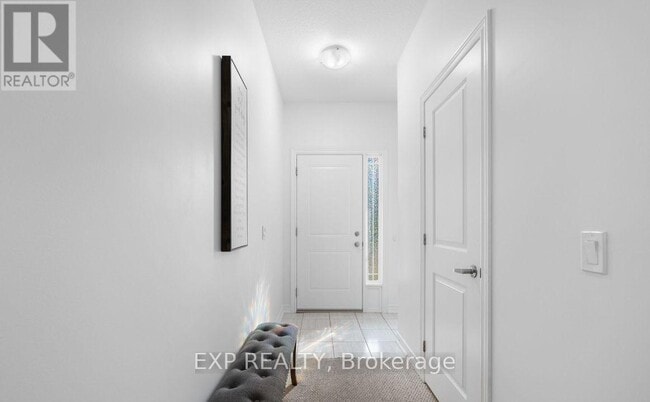 Photo - 77 Diana Ave