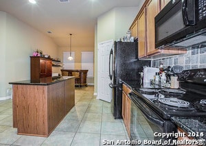 Photo - 6103 Geranium