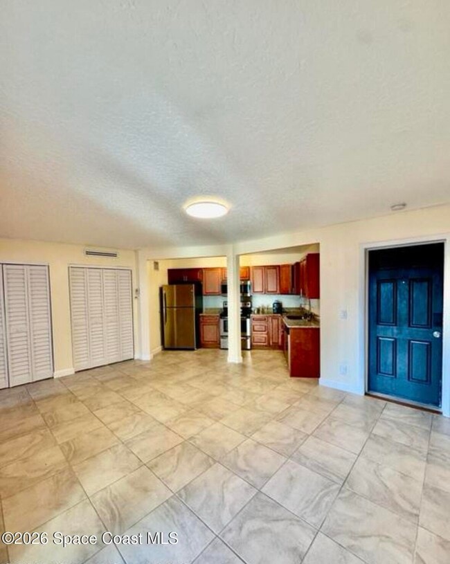 1458 Guava Ave
