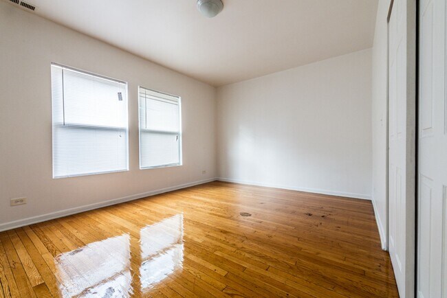 Photo - 8155 S Maryland 836-42 E 82nd Chicago, IL 60619