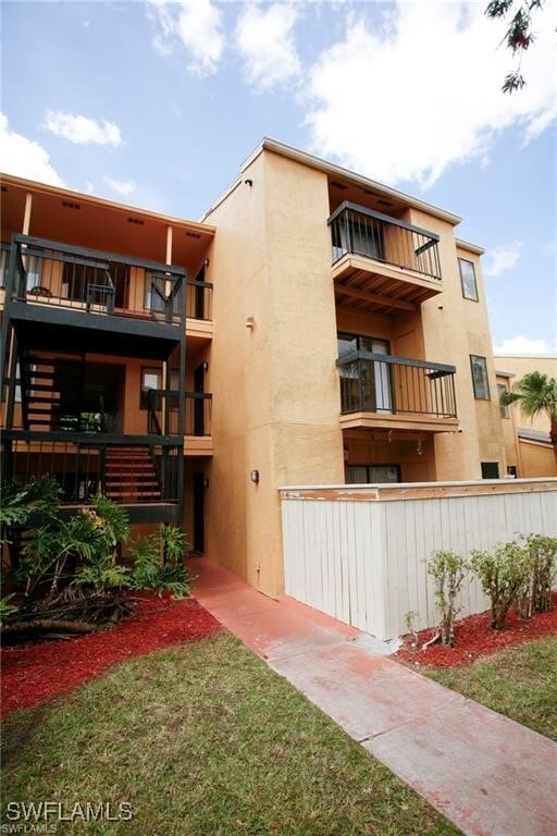 Building Photo - 2865 Winkler Ave Unit 417 Rental