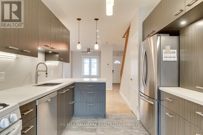 Photo - 262 Highfield Rd