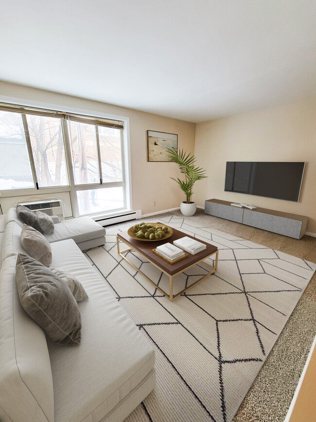 Photo - 2629 W 43rd
