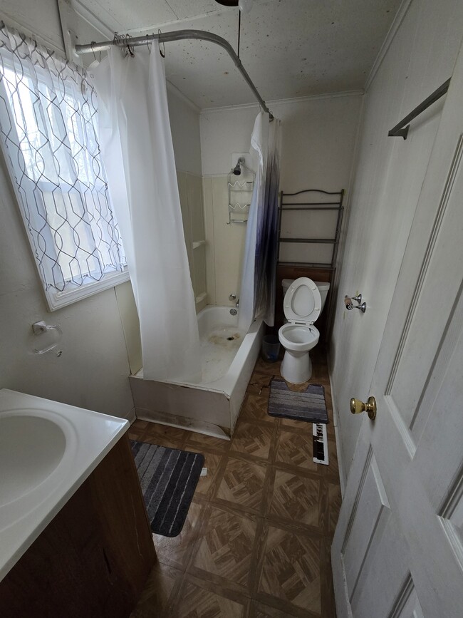 Photo - 2814 10th St