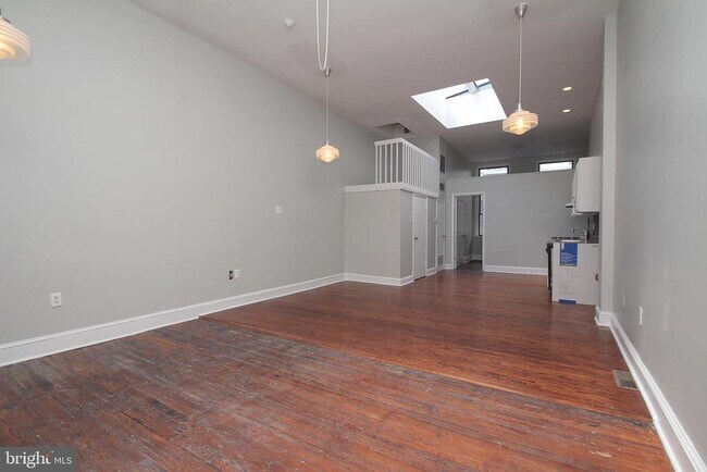 Photo - 1527 South St Unit 2R