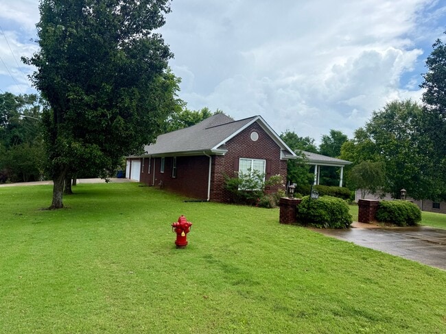 Photo - 364 Spring Hill Dr