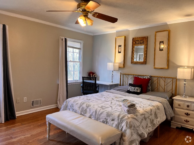 Building Photo - 2020 Sunrise Cir Rental
