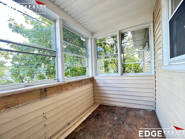 Photo - 138 Edenfield Ave Unit 2