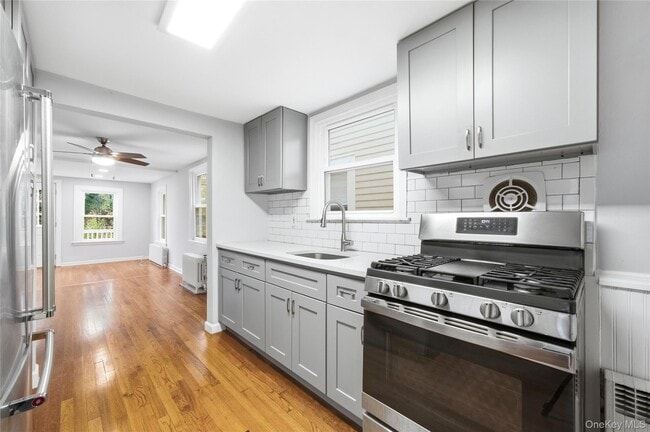 Photo - 100 School St