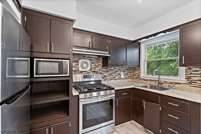 Photo - 12 Stanchak Ct Unit 2