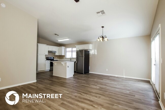 Photo - 8815 W Manzanita Dr