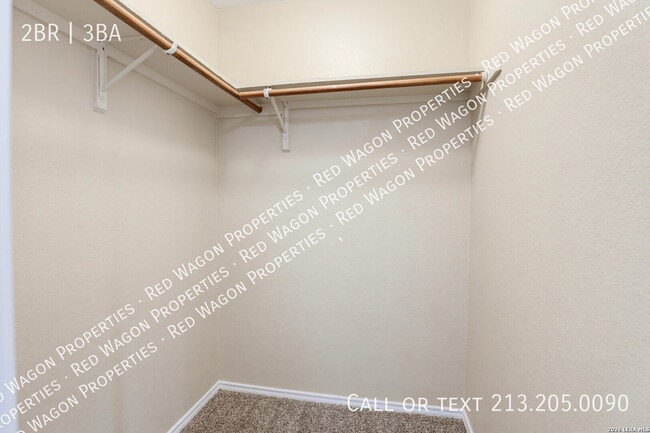 6342 Queens Castle Dr Unidad 1