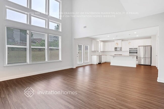 Photo - 176 Charolais Dr