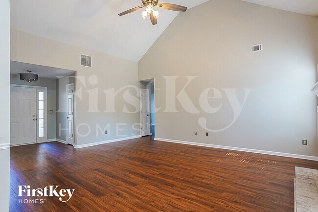 Photo - 77 Pebble Creek Dr