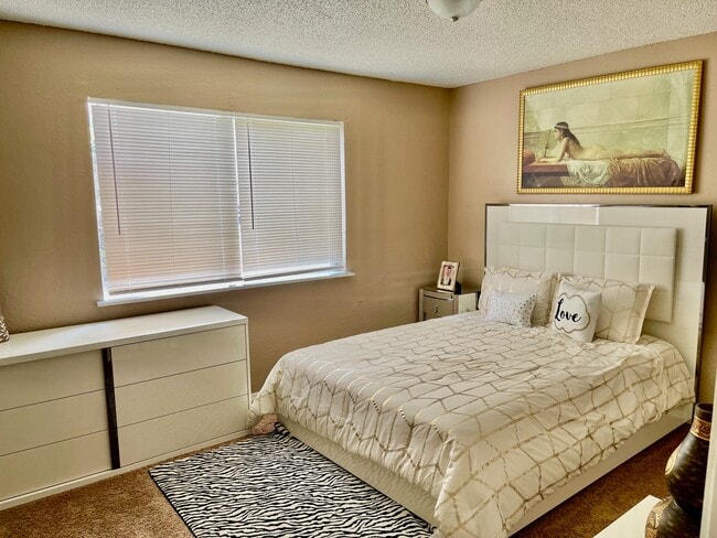 Photo - Magnolia Village