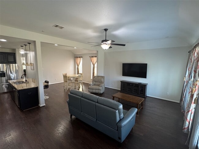 Photo - 5310 Royal Press Dr