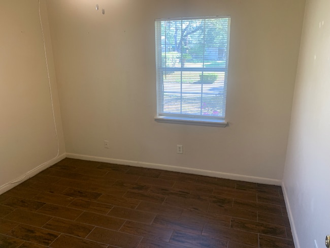 Photo - 3020 Grove St