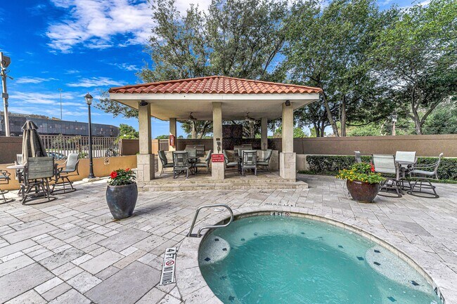 Photo - 3525 Sage Rd Unit 1115