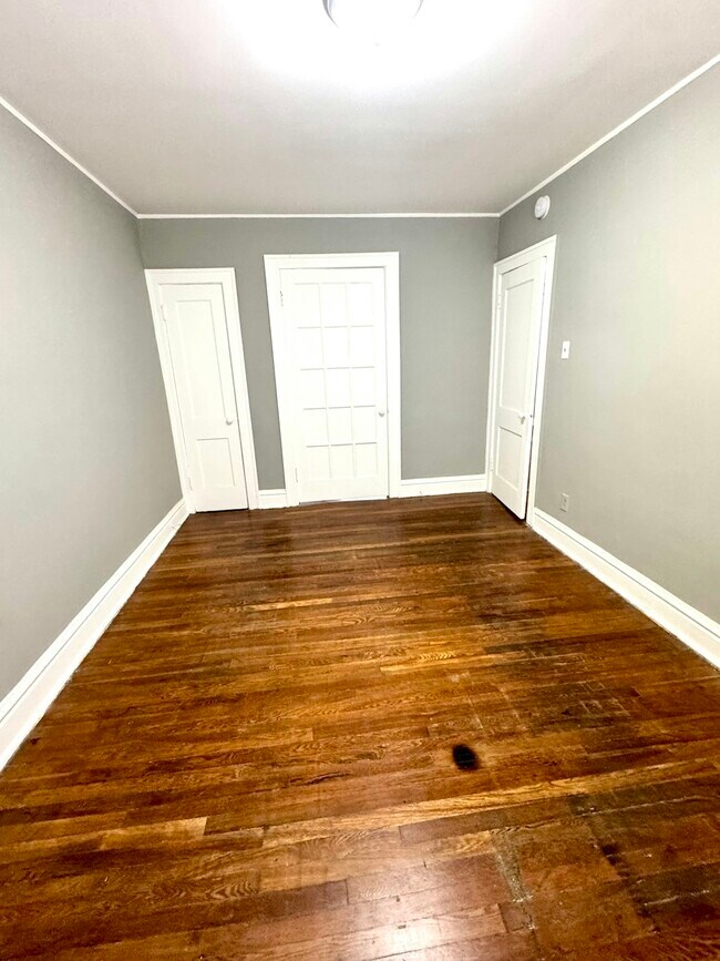 Photo - 4223 Ellenwood Ave Unit 102