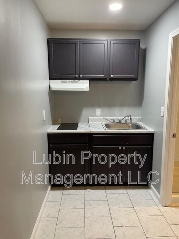 Photo - 232 Vaal Ave Unidad BACK