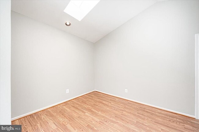 Photo - 9901 Boysenberry Way Unit 240-18