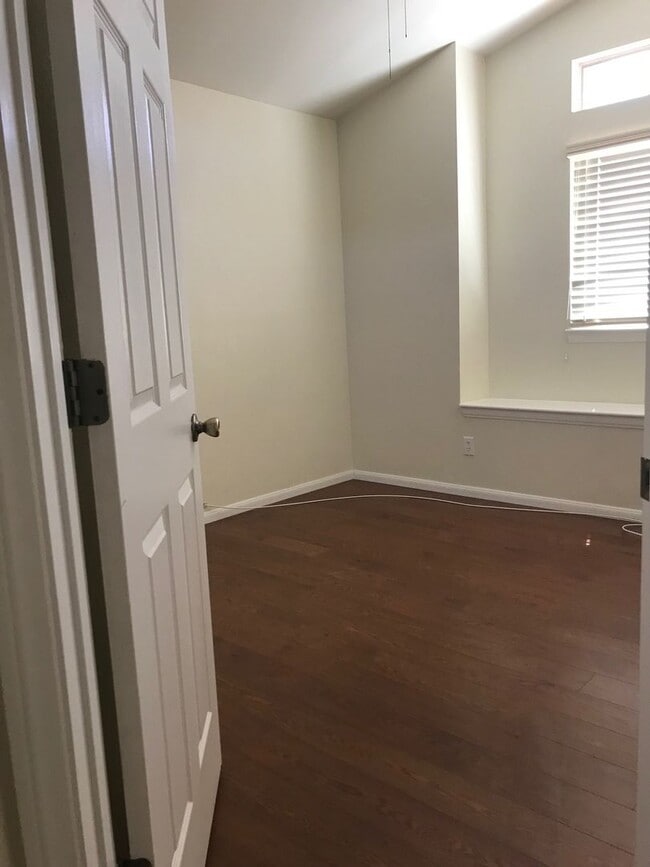 Photo - 3 Bedroom in Desert Shores!