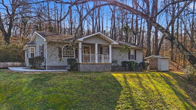 Building Photo - 3 Bedroom in North Chatt!
