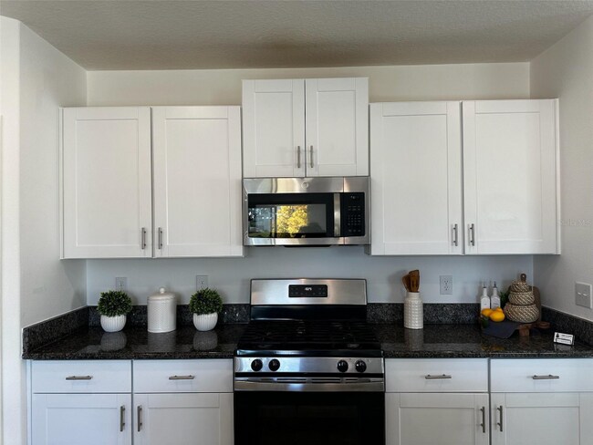 Photo - 5213 Dandelion St