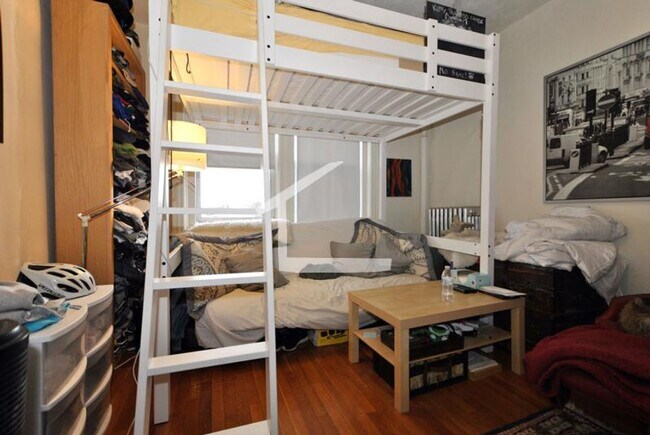 Photo - Studio in Brighton is available now