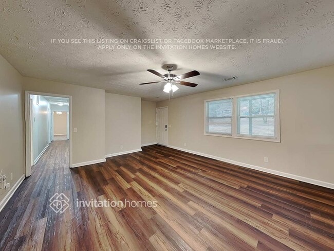 Photo - 609 Upland Ridge Dr NW